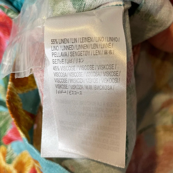 Farm Rio Anthropologie Melanie Bermuda Floral Print Shorts Size XS - Picture 9 of 13